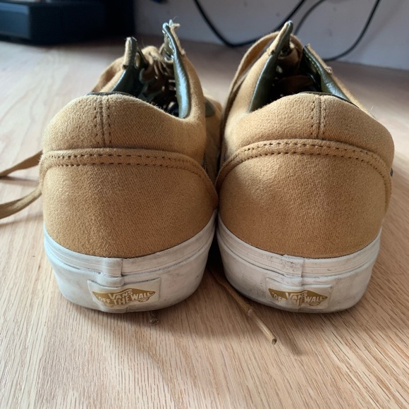 Vans x J.Crew Old Skool Sneakers in Moleskin - Picture 7 of 8